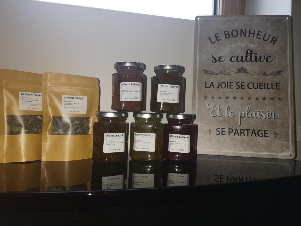La Pause Bed and Breakfast Surville  Exteriör bild