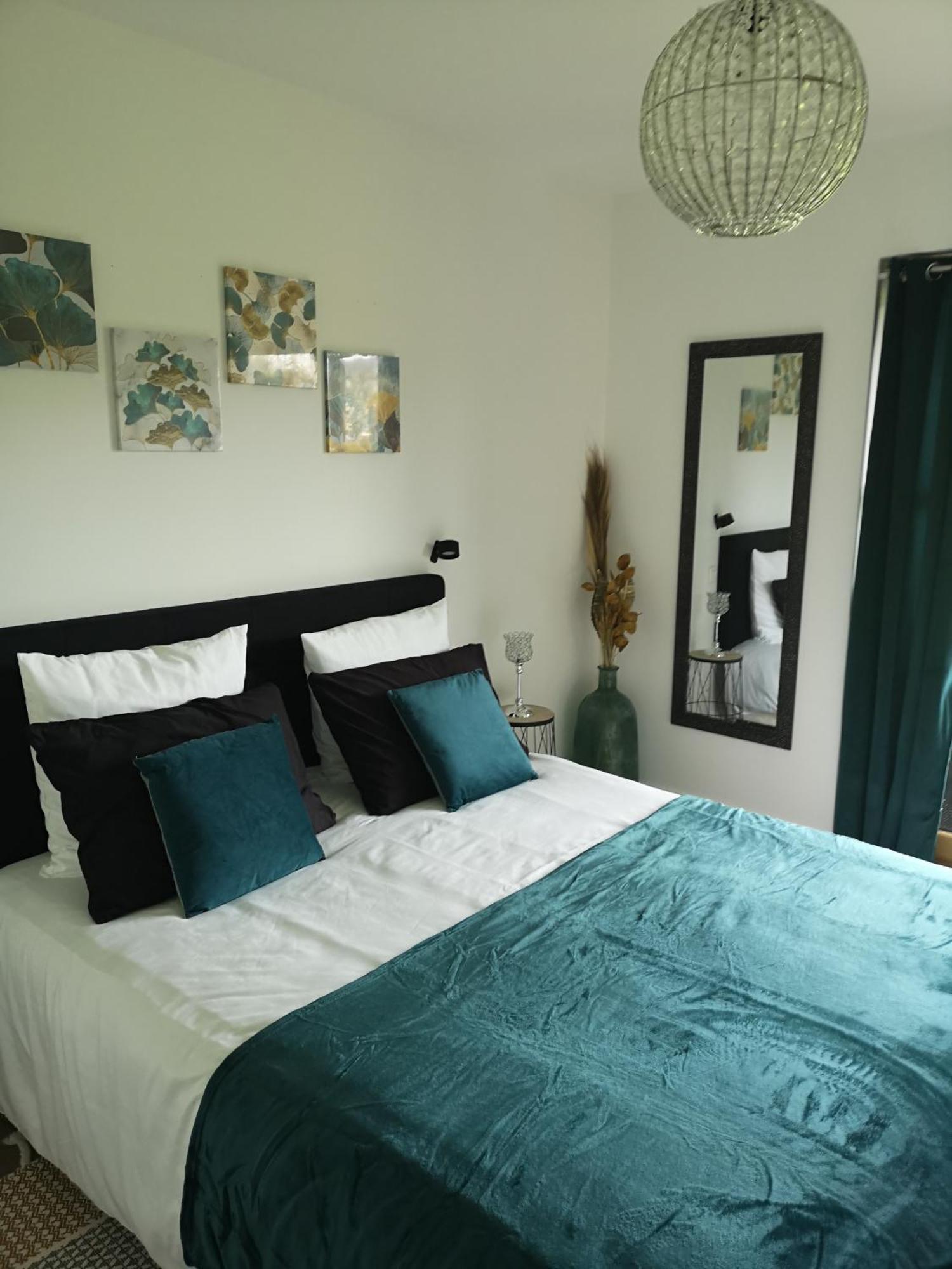 La Pause Bed and Breakfast Surville  Exteriör bild
